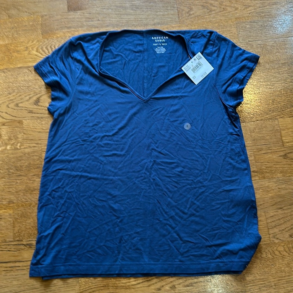 American Eagle brand new with tags.  Soft & sexy style.  Size small.  Blue.